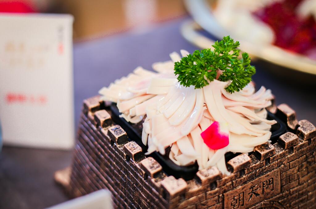 遵化開火鍋加盟店，要遵循哪些市場規(guī)律？