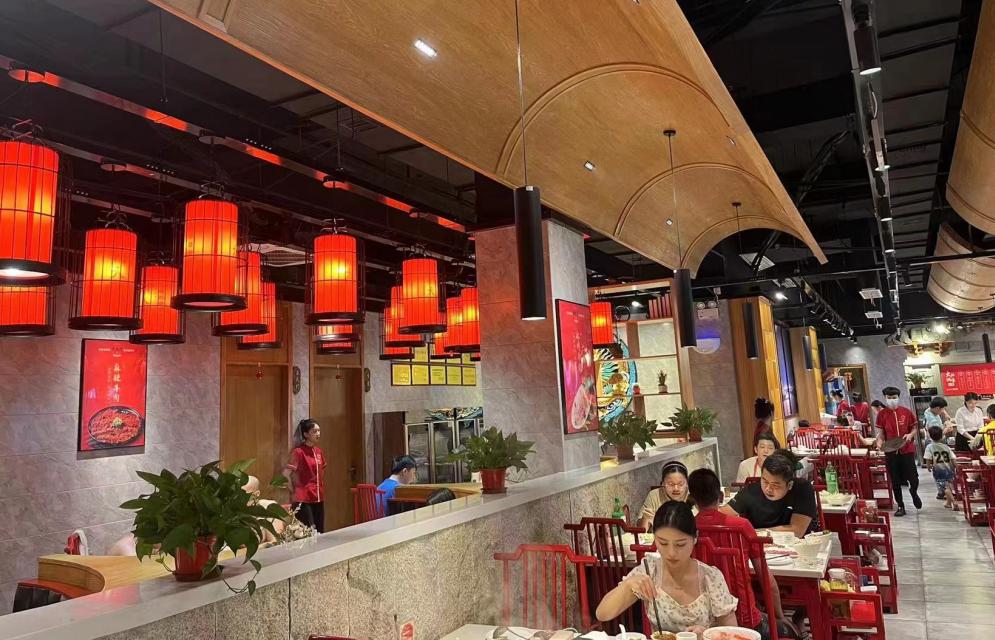 開(kāi)火鍋店，選擇火鍋加盟怎么樣？究竟值不值得？
